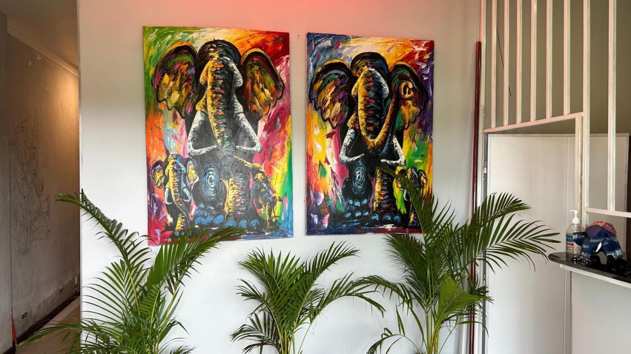 Hawaii Lounge Hotel สีหนุวิลล์ ภายนอก รูปภาพ