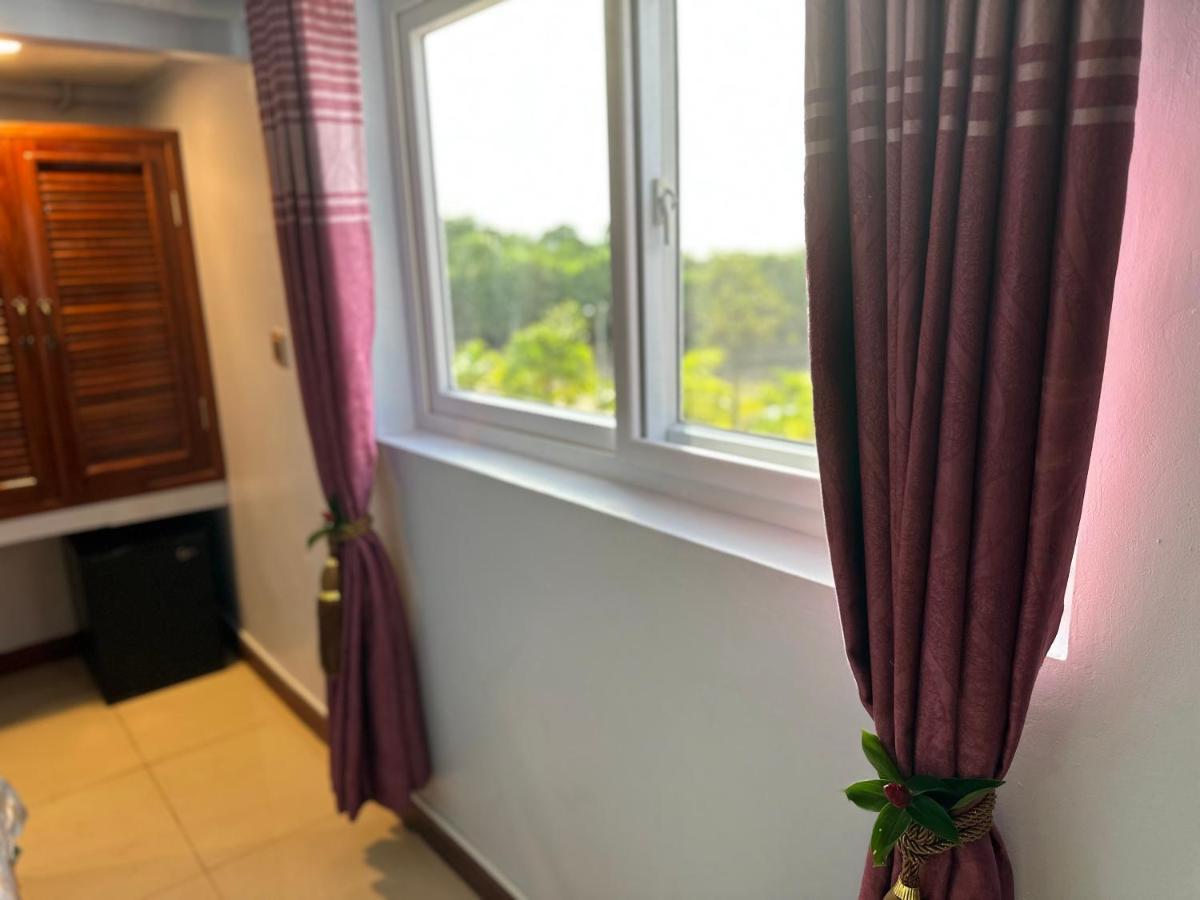 Hawaii Lounge Hotel สีหนุวิลล์ ภายนอก รูปภาพ